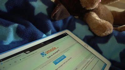 av4|Omegle: Children expose themselves on video chat site